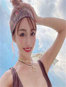 《行尸走肉第三季-班长的兔子好软水好多视频》