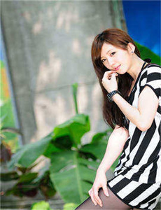 《新金瓶梅快播-美式忌讳4母亲3》